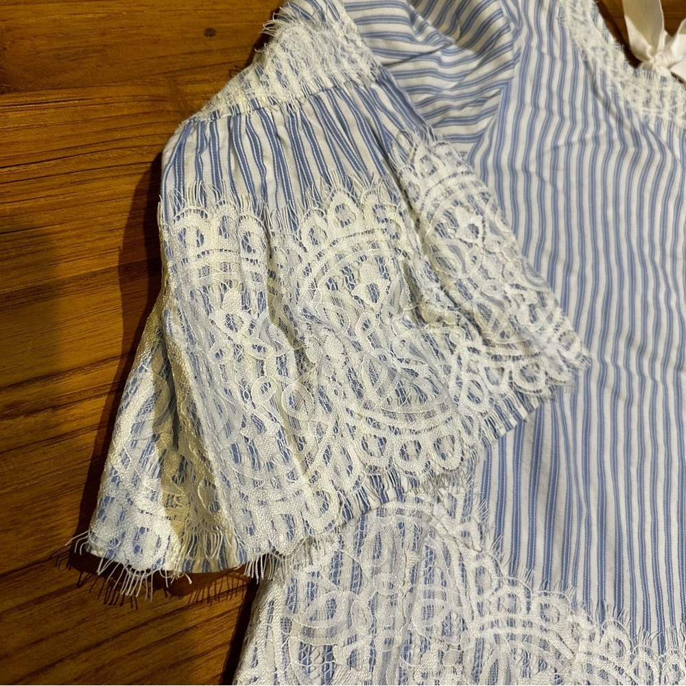 Zara Women’s Blue Striped White Lace Bell Sleeve Tie Back Blouse‎ Cropped Frilly - Picture 4 of 12